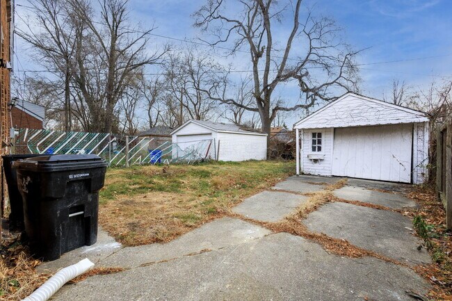 Building Photo - 11222 Wayburn St