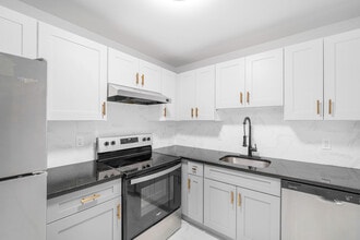 Building Photo - 280 Collins St