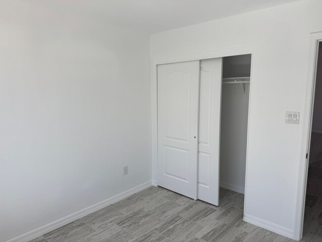 Building Photo - Brand New 3 bedroom home with 2 car garage...