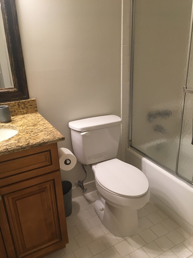 Building Photo - 221 Pine HOV Cir