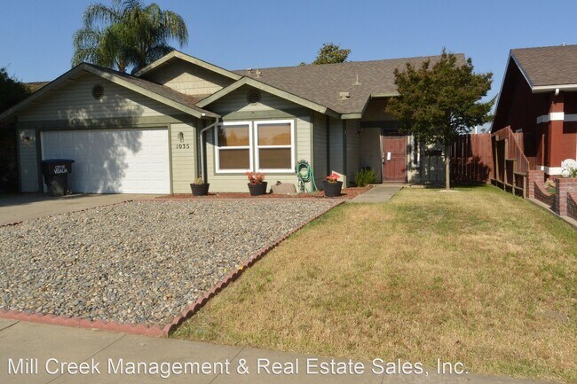 Primary Photo - 3 br, 2 bath House - 1035 S. Regina