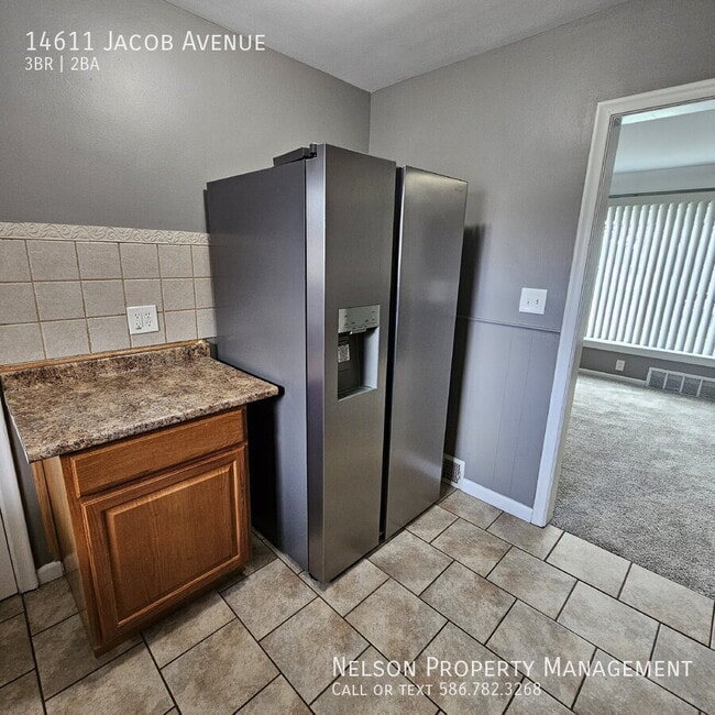 Building Photo - 14611 Jacob Ave