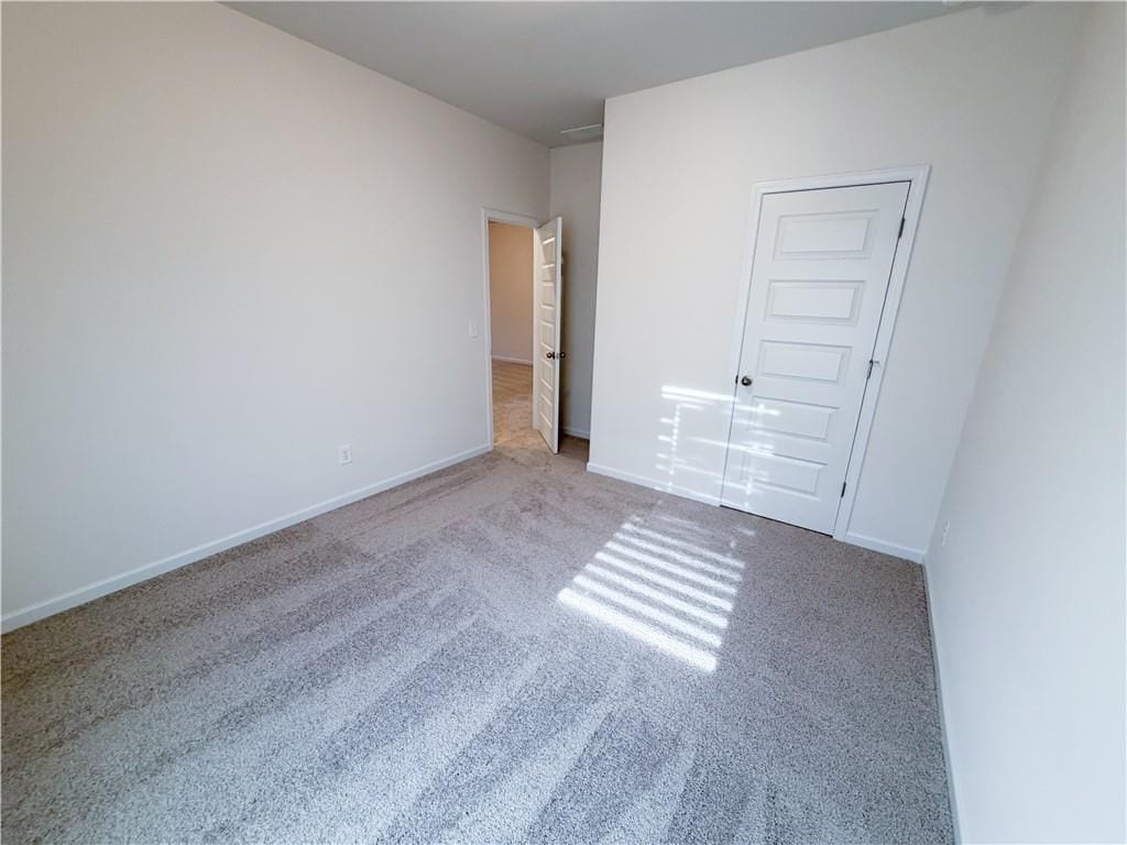 Building Photo - 145 Oak St