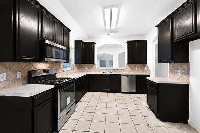 Building Photo - 16835 Marston Park Ln