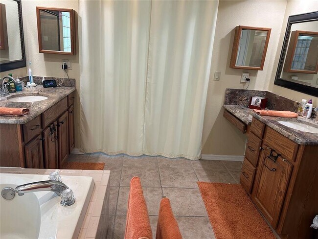 Building Photo - 9405 94th St N