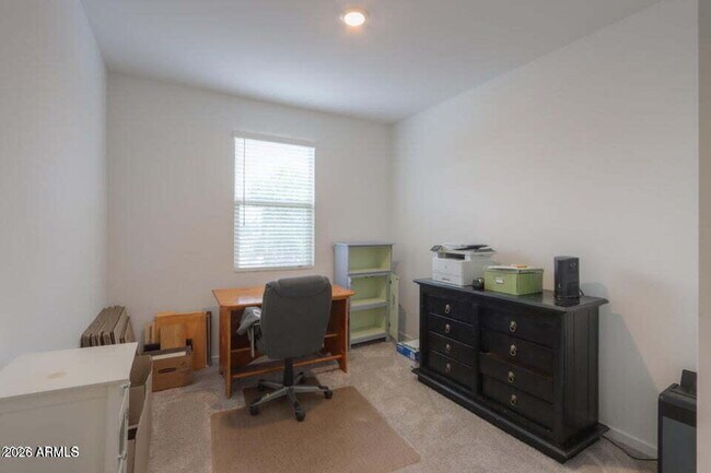 Building Photo - 41575 W Saguaro Dr