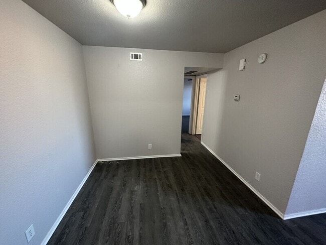 Building Photo - 6140 Vega Dr