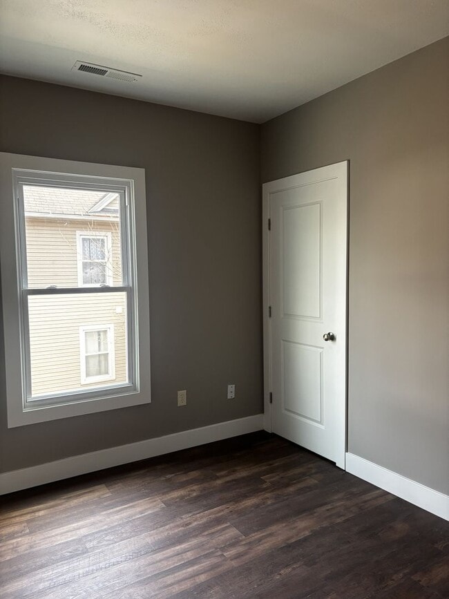 Building Photo - 92-98 Wells Street