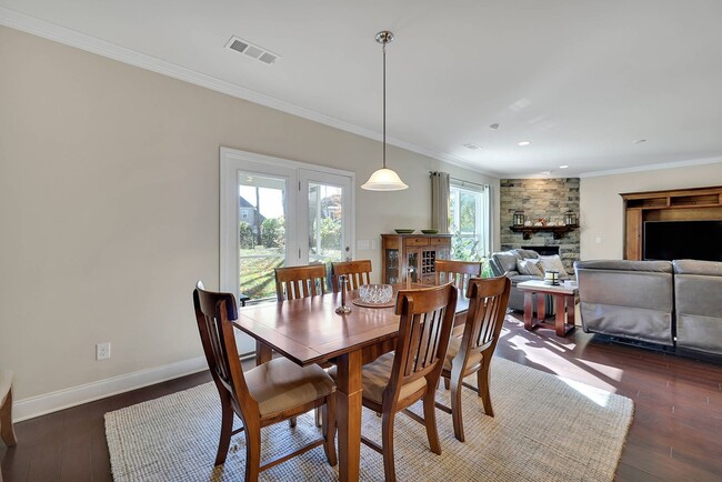 Building Photo - Sparkling clean 4 bedroom home in Spring H...