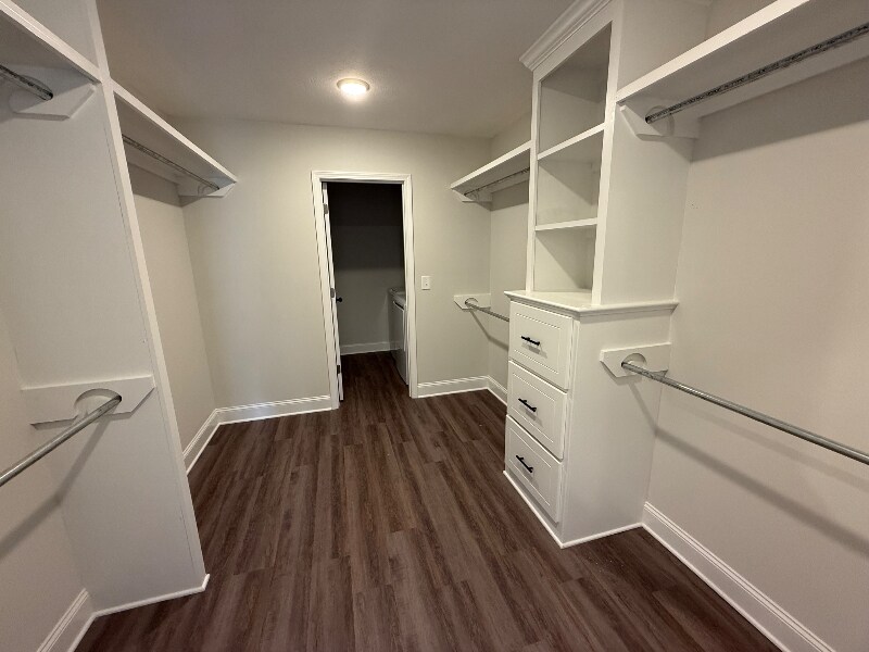Building Photo - 124 Madisonville Dr