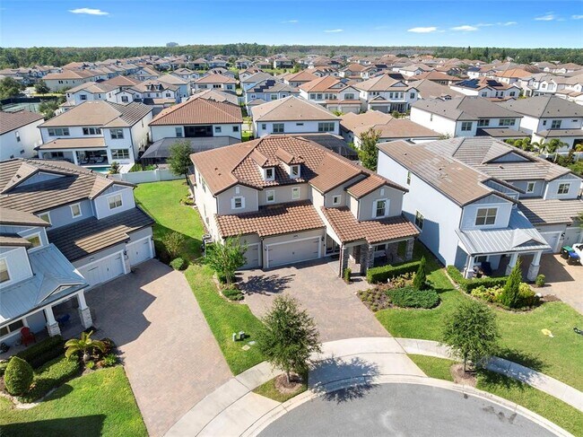 Building Photo - 8000 Leaf Grv Cir