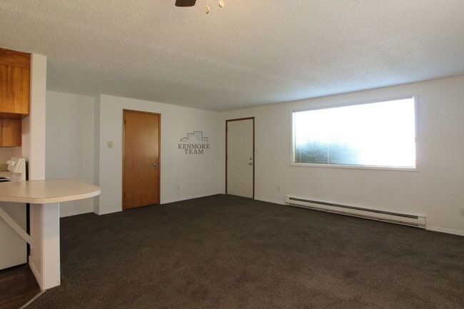 Building Photo - 1707 W 7TH AVE