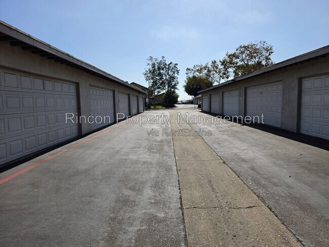 Building Photo - 8566 Truckee Dr