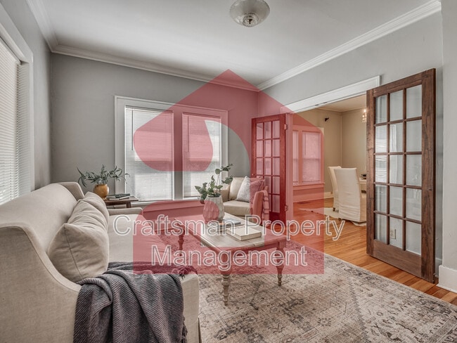 Building Photo - 1501 Gladstone Terrace