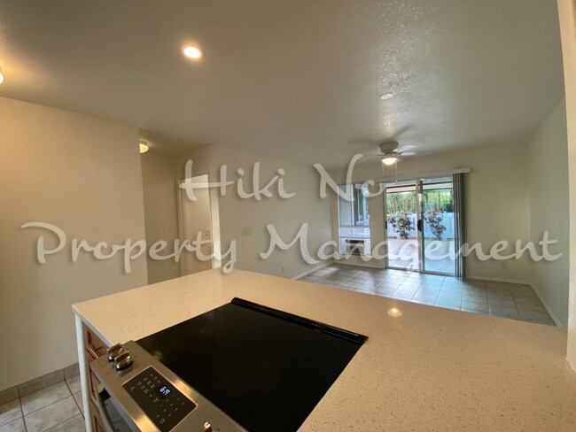 Building Photo - 75-6081 ALII DR, Apt D103