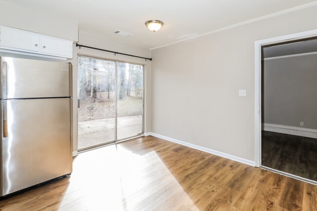 Building Photo - 8974 Sterling Ridge Ln