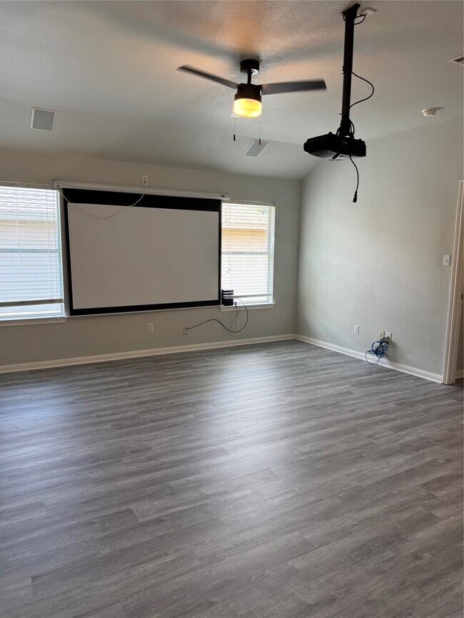 Building Photo - 2306 Brookhollow Terrace