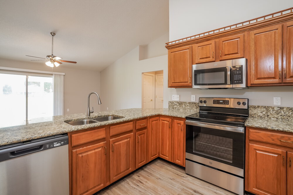Building Photo - 2731 Creek Ridge Dr