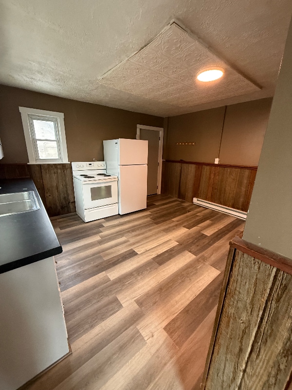 Building Photo - 133 Defiance Ave