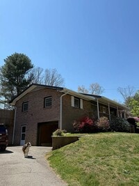 Building Photo - West Asheville Home with Private Fenced Yard & Spacious Layout