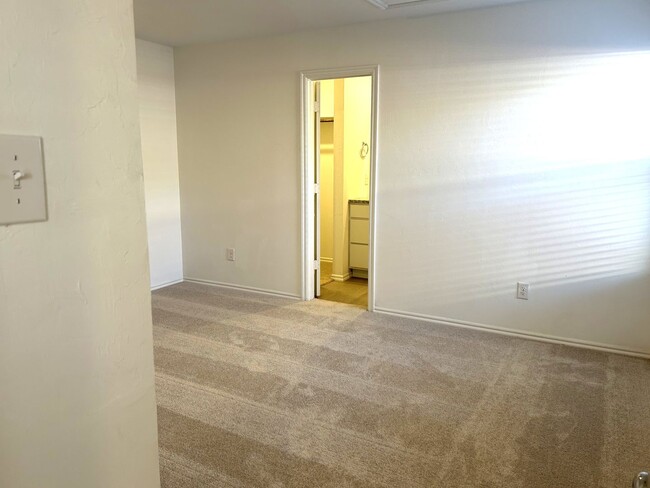 Building Photo - AVAILABLE NOW - $250 Off First Full Month | Brand-New Two-Story Home