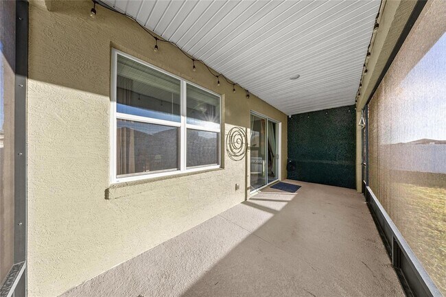 Building Photo - 7664 SW 63rd Ln Rd