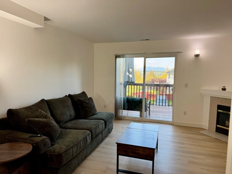 Living Room With Mt. View - 16762 165th Ave SE