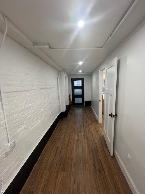 Building Photo - 46 Weirfield St