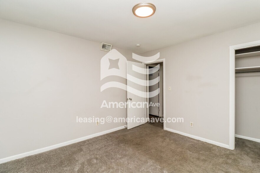 Building Photo - 225 Springfield Cir