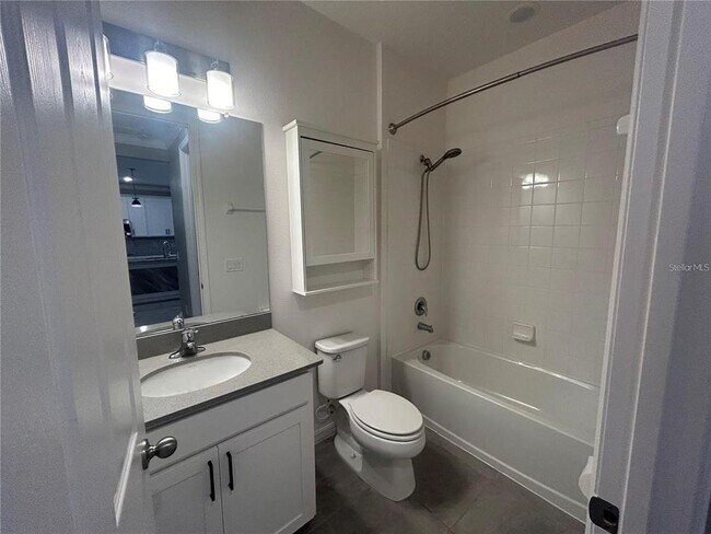 Building Photo - 4111 Solamor St