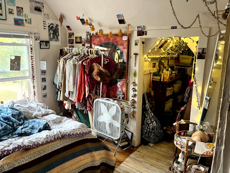 Building Photo - 227 S 4th St