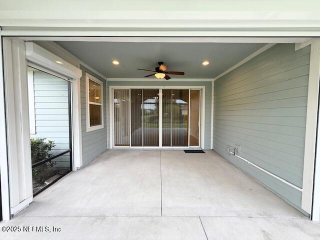 Building Photo - 29 Lakefront Ln