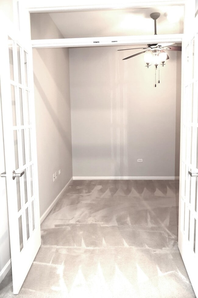 Building Photo - 390 Western Ave