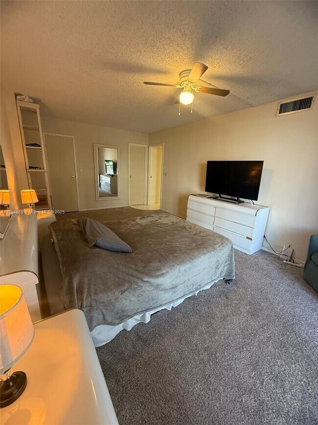 Building Photo - 501 Three Islands Boulevard