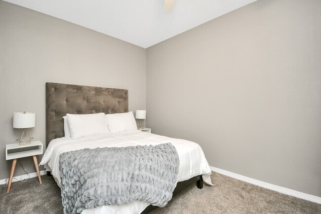 Building Photo - 3019 Elysian St