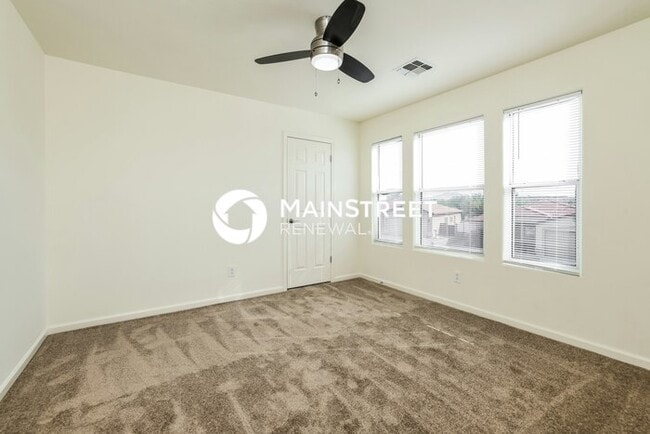 Building Photo - 4 Bedroom Pet-Friendly Home in VAIL, AZ with Main Street Renewal