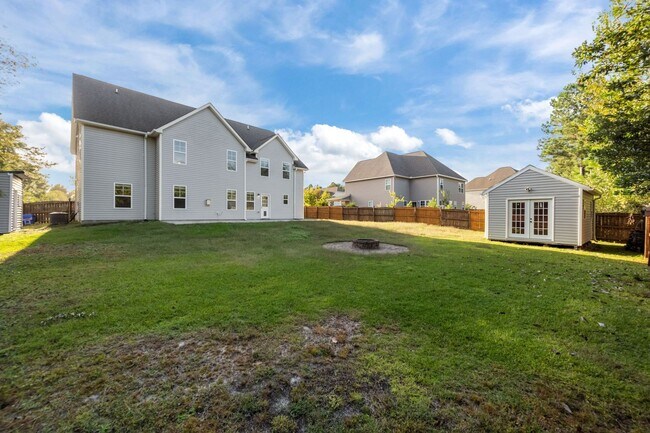 Building Photo - Welcome to Village at Folkstone!