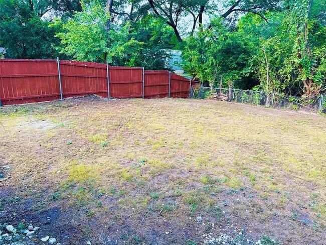 Building Photo - 1264 Cedar Haven Ave