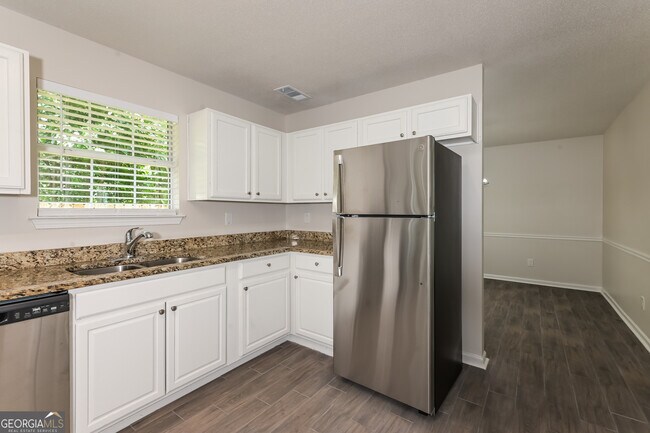 Building Photo - 3958 Waldrop Hills Dr