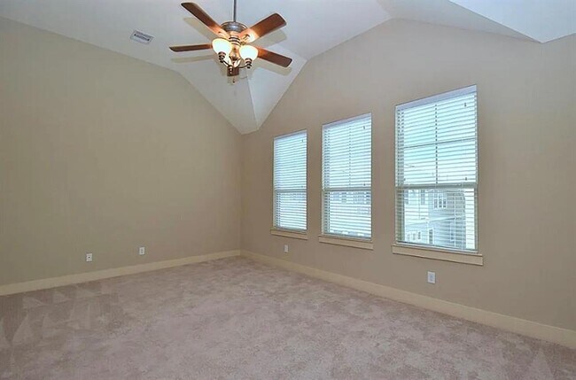 Building Photo - 1241 Nelson Falls Ln