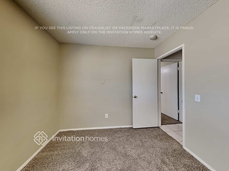Building Photo - 4268 Cedar Dr