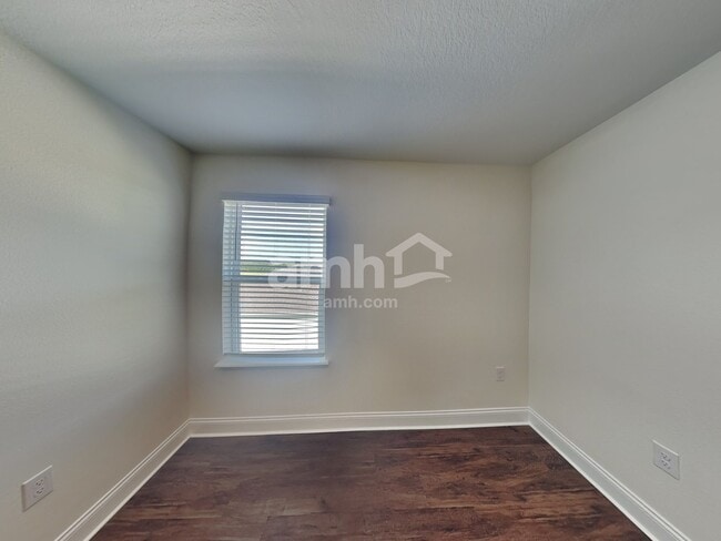 Building Photo - 3656 Windward Hls Blvd