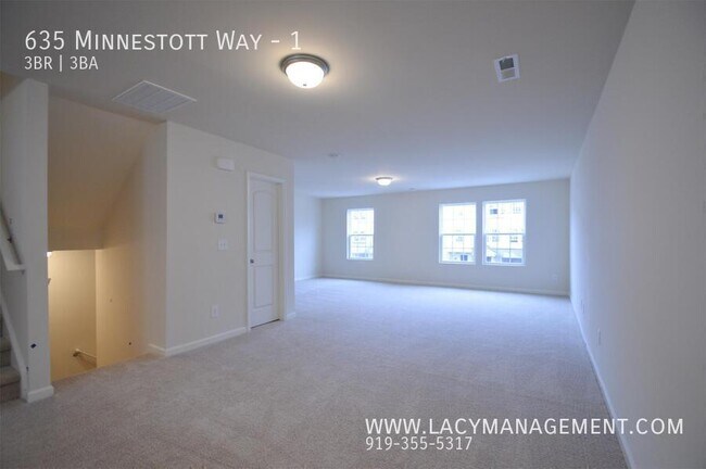 Building Photo - 635 Minnestott Way