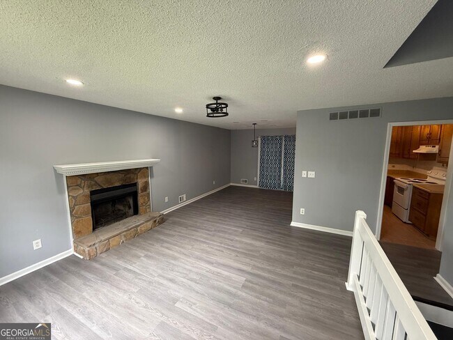 Building Photo - 1050 Rackley Way