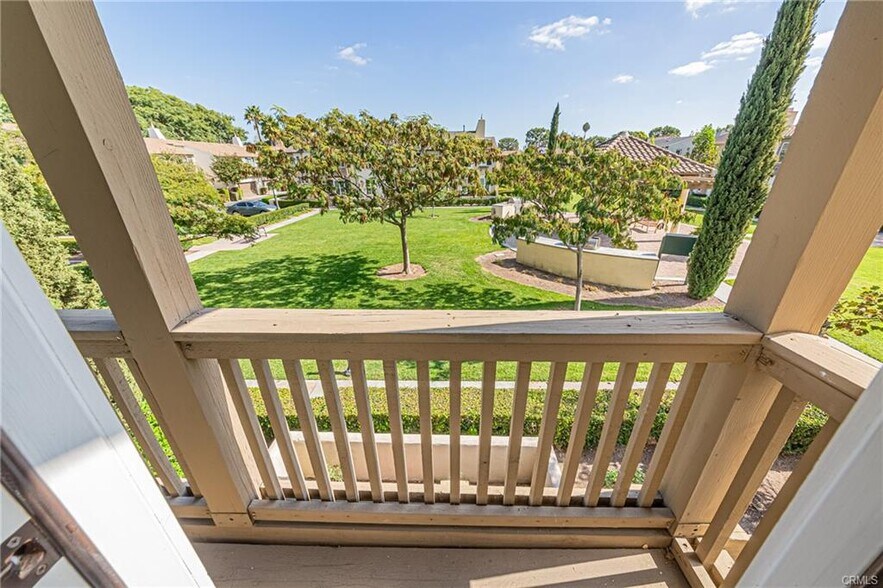 Building Photo - 138 S Hidden Path