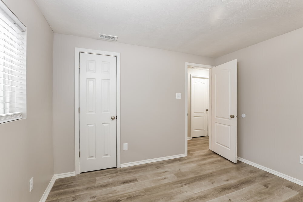Building Photo - 772 Fox Run Dr