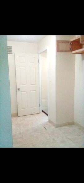 Building Photo - 13508 Thraves Rd