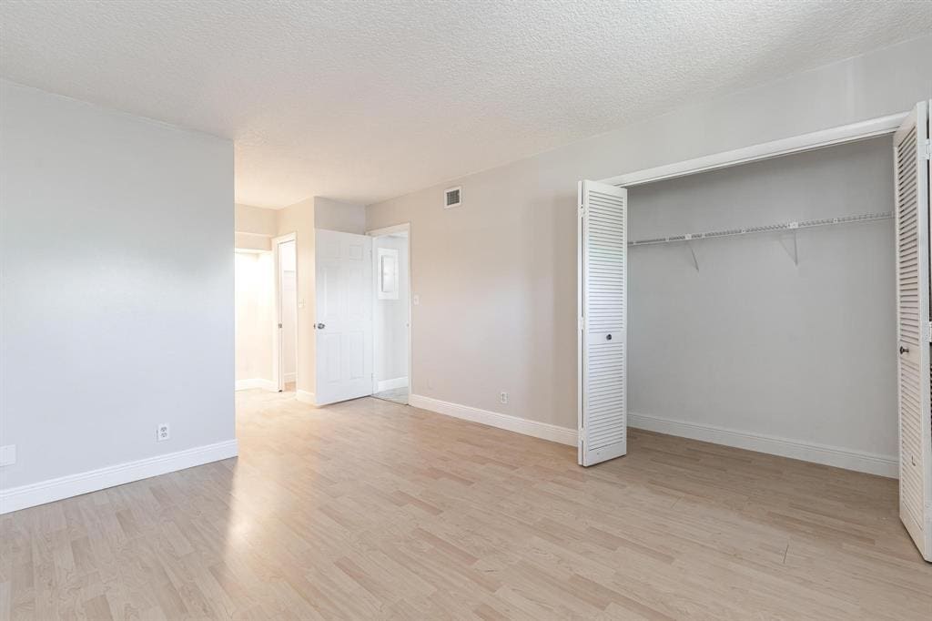 Building Photo - 2850 Forest Hills Blvd