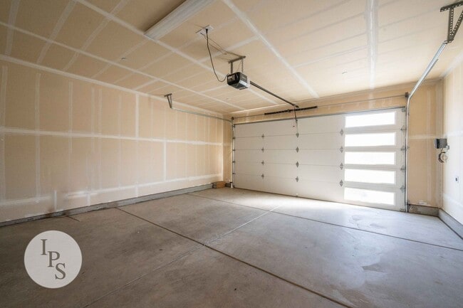 Building Photo - Newly Built Clovis 2-Story Home, 3BR + Den...