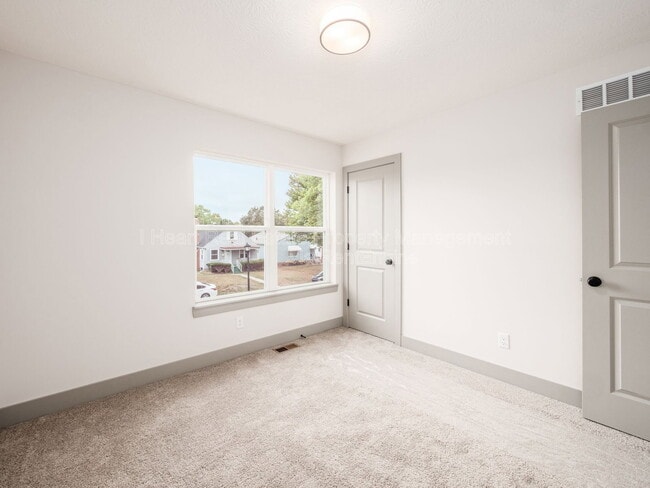 Building Photo - 1128 Geers Ave